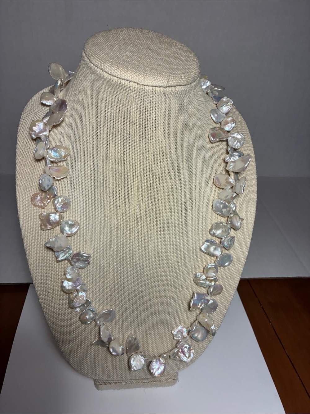 Keshi Pearl Necklace with Beaded magnetic Clasp - Iridescent White Pearls - Picture 2 of 7
